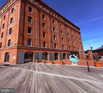 1000 FELL STREET