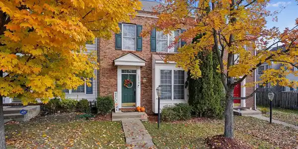 16879 SEA LAWN PLACE