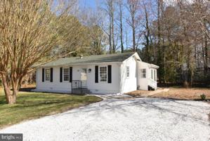 23 KENT AVENUE