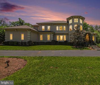 5985 SAINT CATHERINES LANE