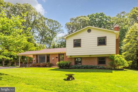 439 LAKELAND ROAD N