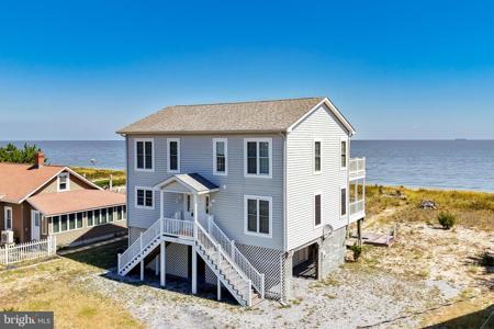 403 BAY AVENUE