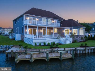 316 HERON GULL COURT