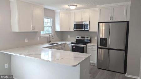 344 COOL BREEZE COURT
