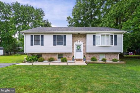 207 BRUCE COURT