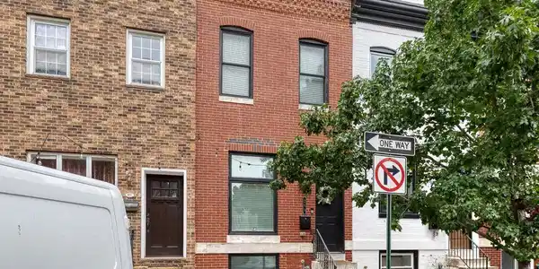 211 CLINTON STREET
