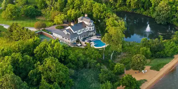 2045 MAIDSTONE FARM ROAD