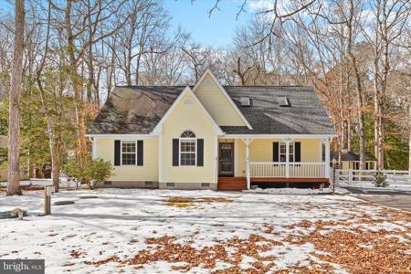 111 NEWPORT WAY