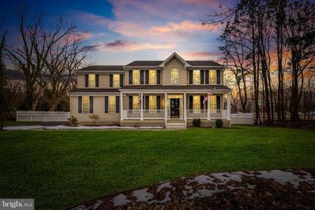 1671 BAY HEAD ROAD