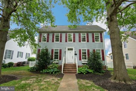 1005 HAMBROOKS BOULEVARD