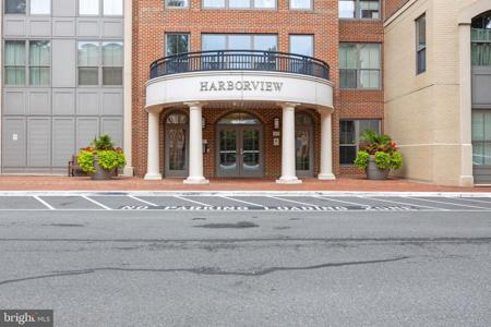 485 HARBOR SIDE STREET