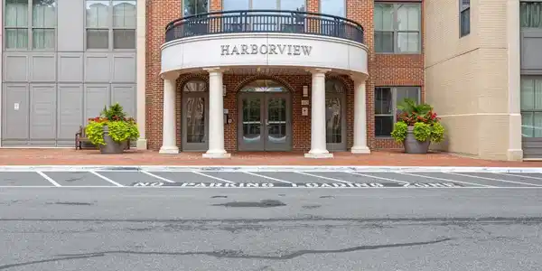 485 HARBOR SIDE STREET