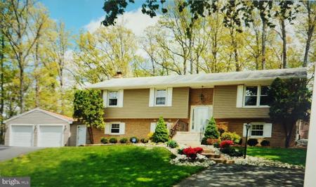 18324 NOB HILL DRIVE