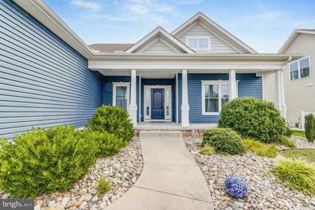 33303 BAYBERRY COURT