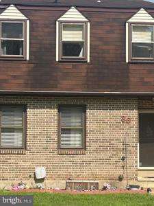 38 LEEWARD COURT