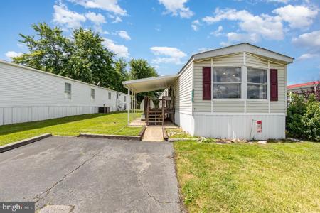 1862 JOHN DRIVE