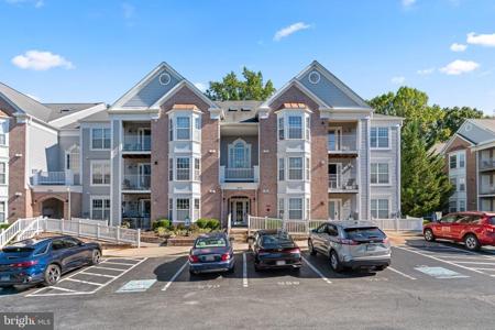 653 BURTONS COVE WAY