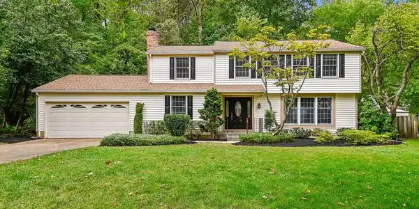 478 BAY GREEN DRIVE