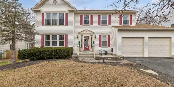 14 WILLOW GLEN COURT
