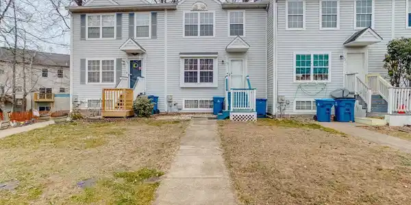 172 MAHOGANY DRIVE