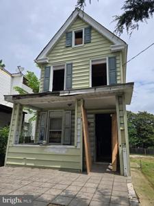 1715 SPENCE STREET