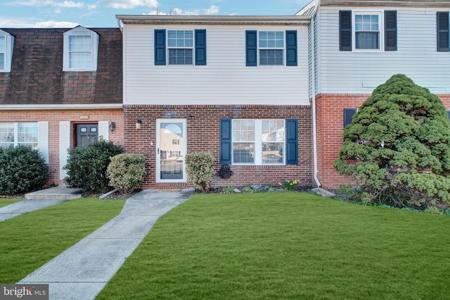 18077 OLDE PORT LANE