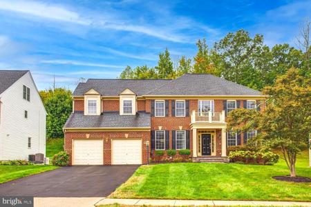 3403 LOGSTONE DRIVE
