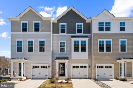 302 RIVERSIDE LANE