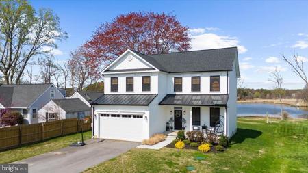 122 LAKE DRIVE