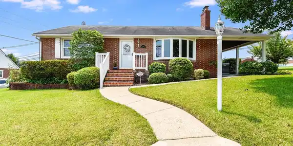 1528 NEIGHBORS AVENUE