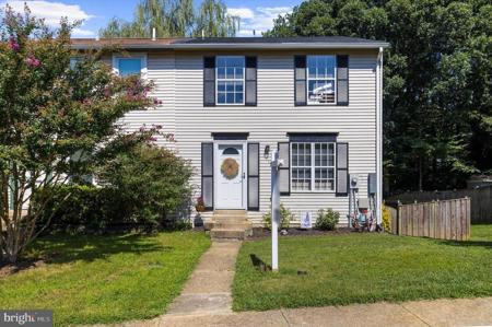 1516 LODGE POLE COURT