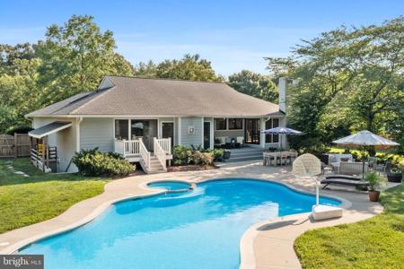 436 RIVENDELL LANE
