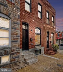443 ROBINSON STREET