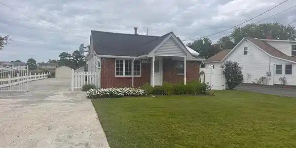 3729 MAIN STREET