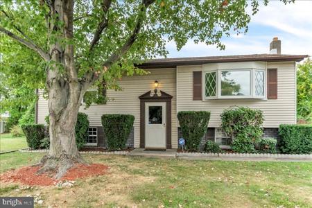 4 SOUTHLAND COURT