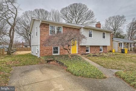 1228 RAMBLEWOOD DRIVE