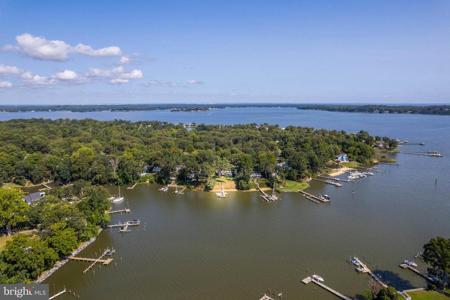 1047 LANDON LANE