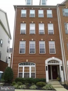 325 MUNAHAN CIRCLE