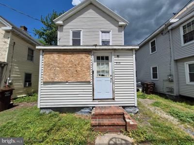 513 CEDAR STREET
