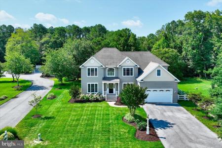 305 WALKABOUT ROAD