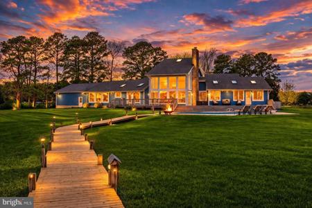 106 CREEK COURT
