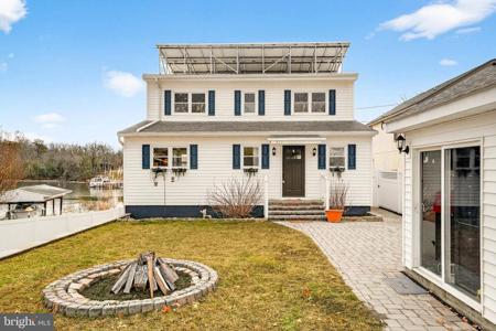 333 STURTONS LANE