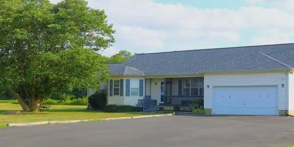 8365 BAYSIDE DRIVE