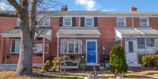 1930 STANHOPE ROAD