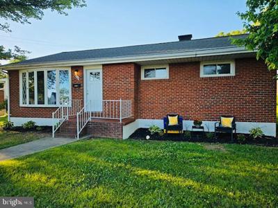 6214 GOLDEN RING ROAD