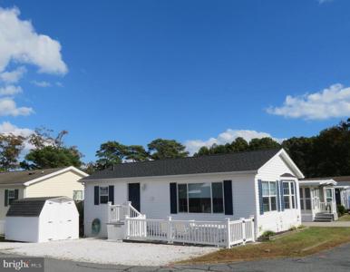 134 SKIPJACK CIRCLE