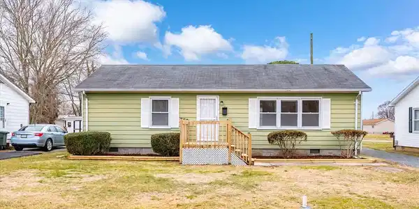 106 SCHOOLFIELD STREET