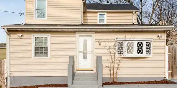104 RIDGE AVENUE