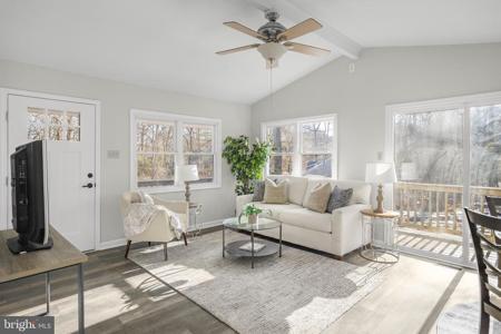 656 SANTA FE TRAIL