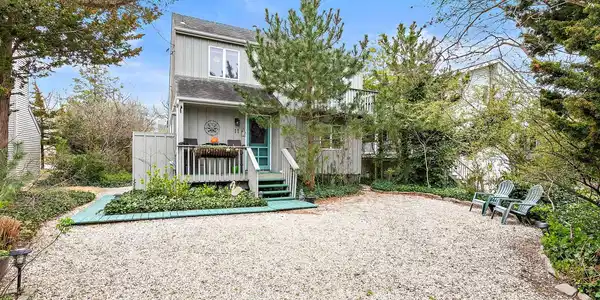 11 E 13TH STREET